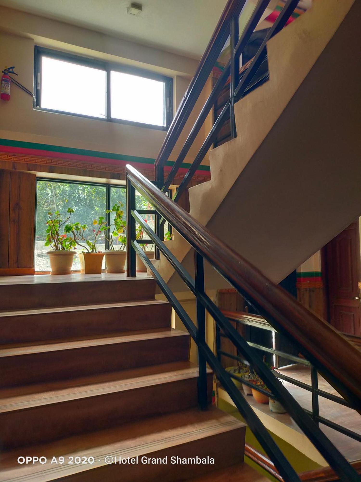 Hotel Grand Shambala Muktināth Buitenkant foto